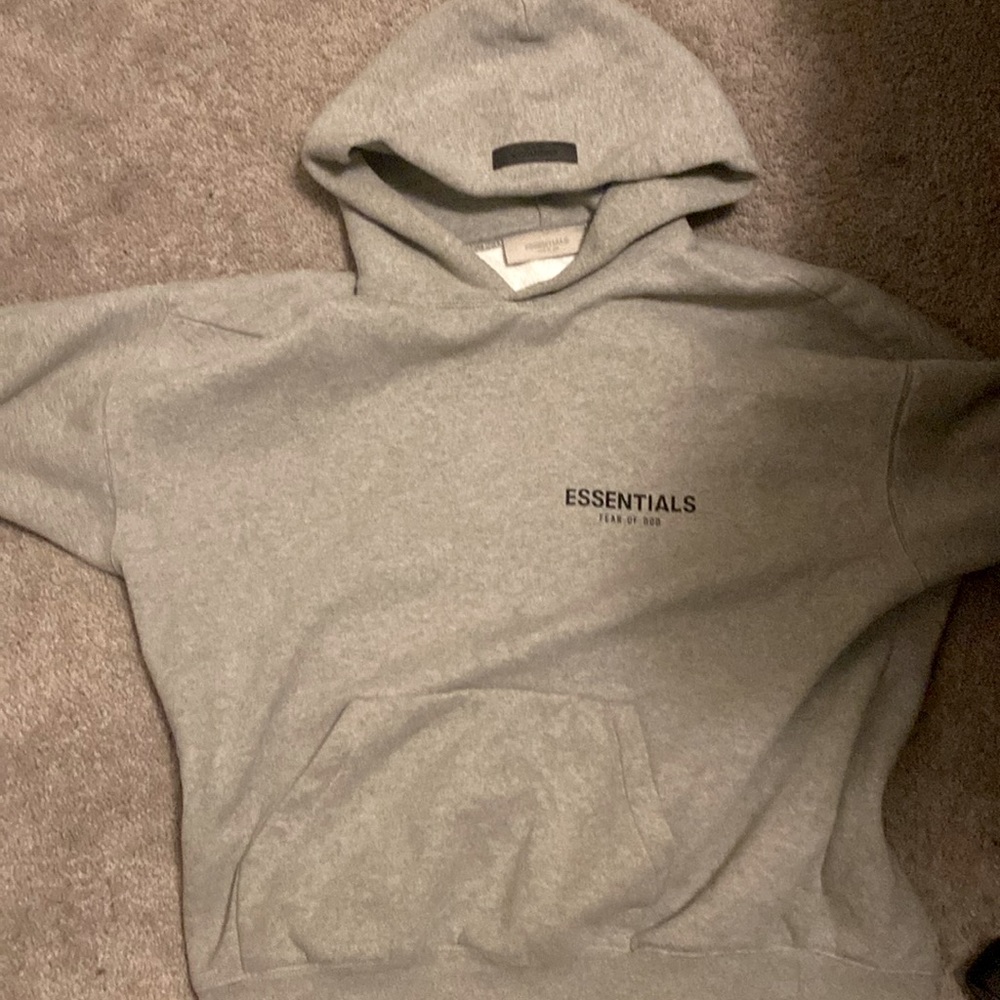 This Hood Is a Medium selling for 80$